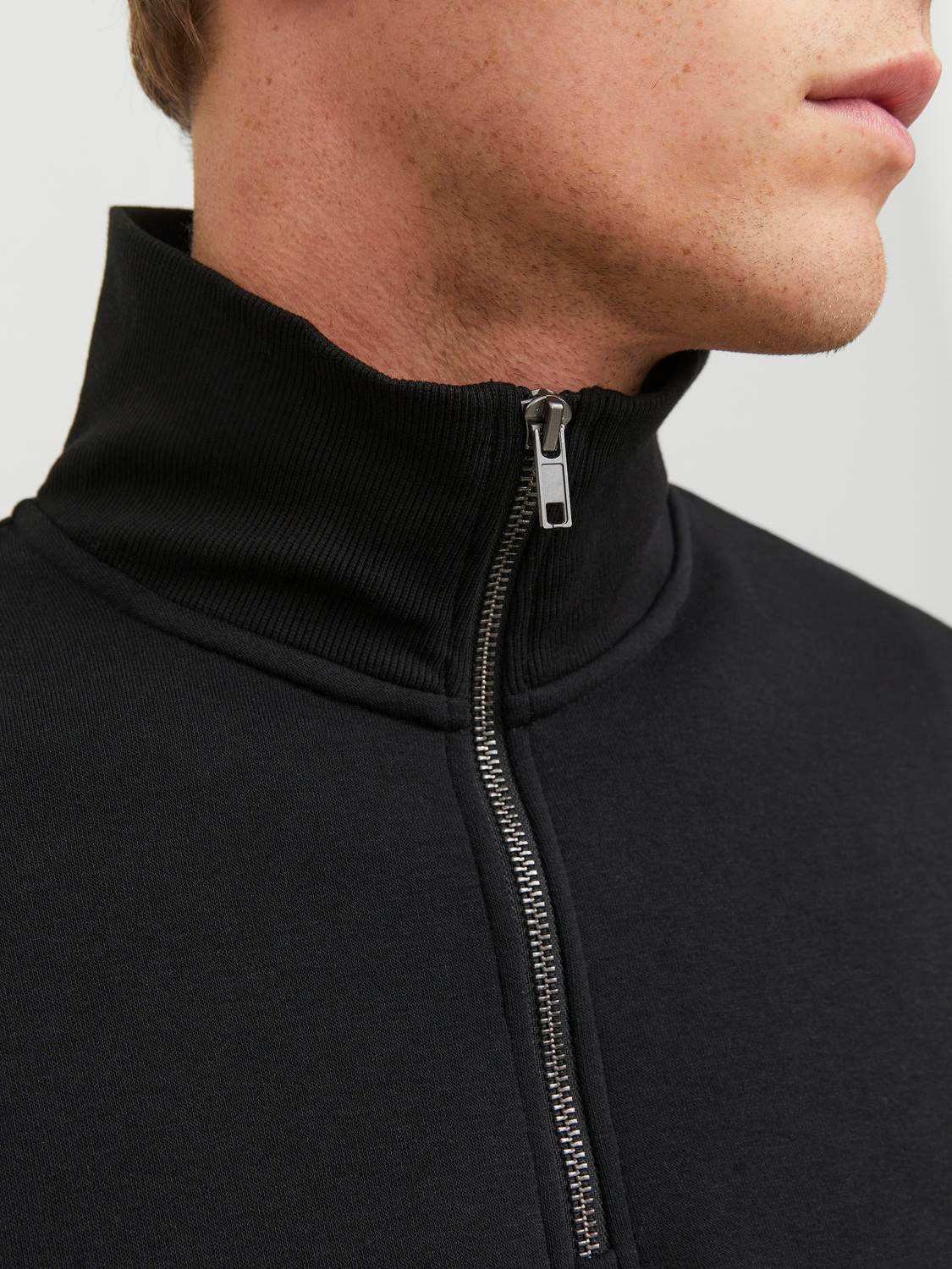 JACK & JONES Bradley sweat half zip regular fit, heren schipperstrui katoenmengsel met opstaande boord, zwart