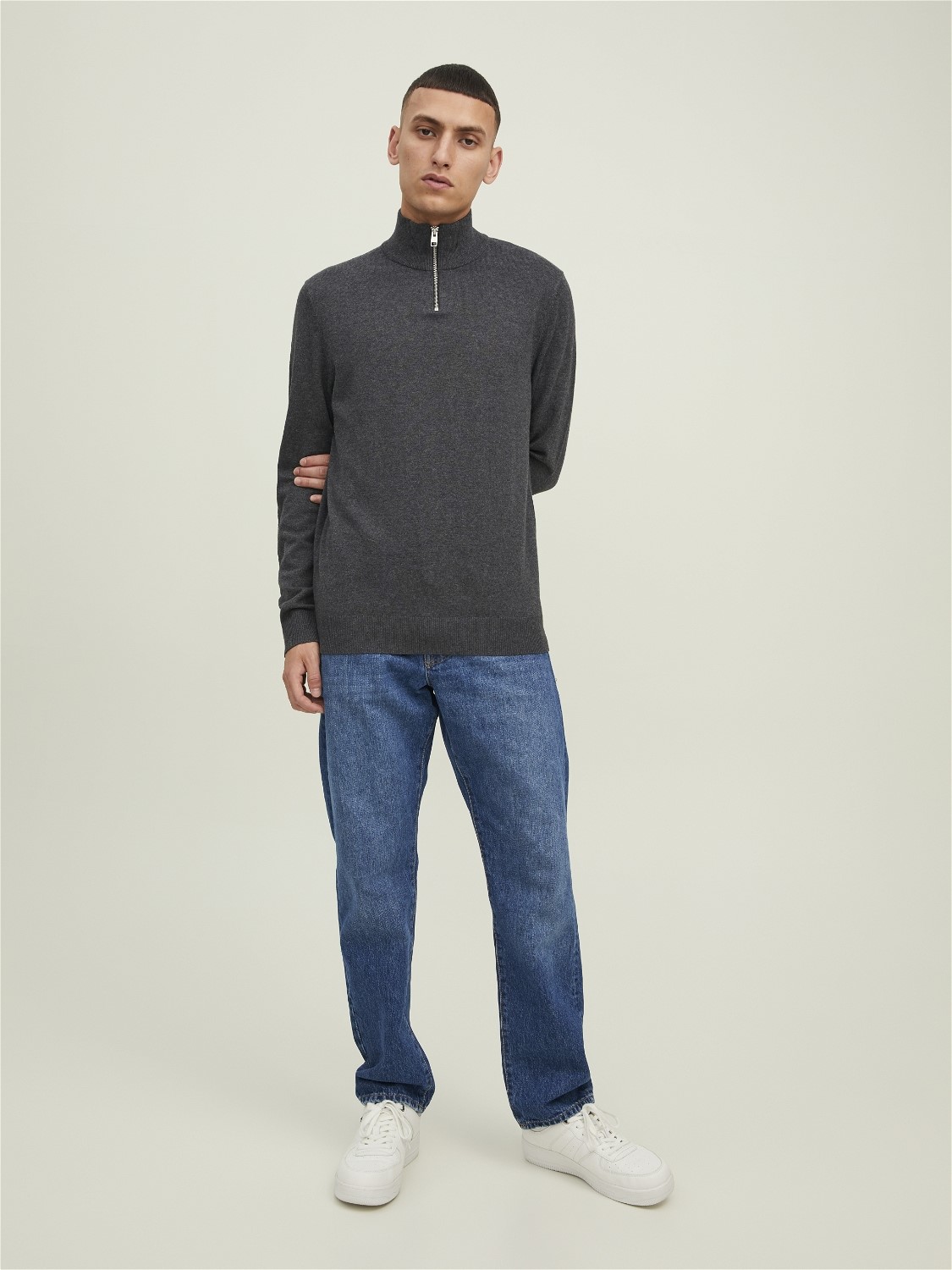 JACK & JONES Emil knit half zip slim fit, heren schipperstrui viscosemengsel met opstaande boord, donkergrijs melange