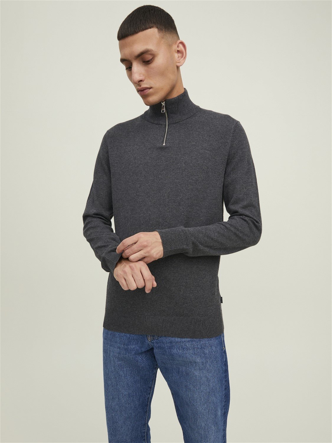 JACK & JONES Emil knit half zip slim fit, heren schipperstrui viscosemengsel met opstaande boord, donkergrijs melange