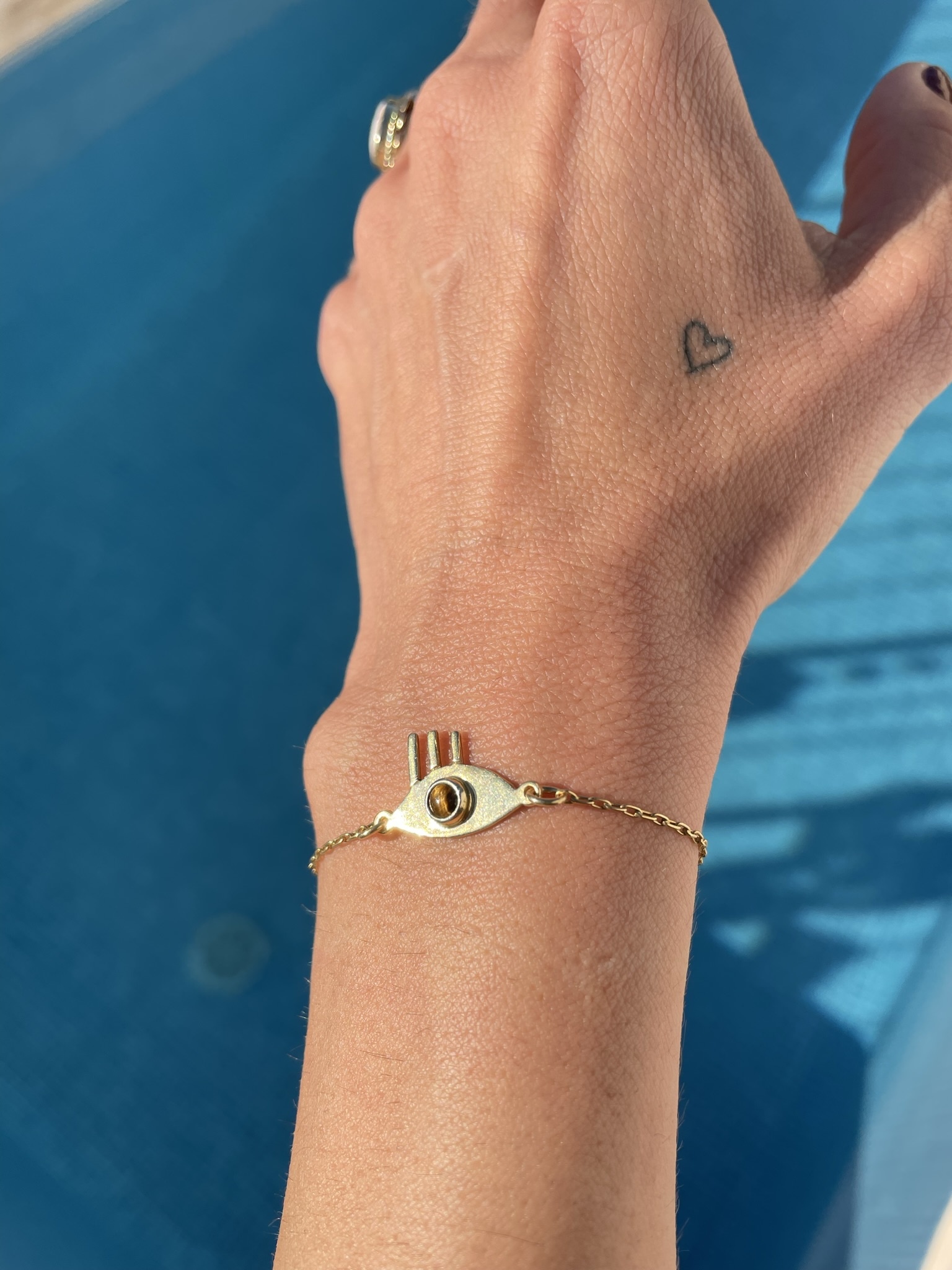 Spiri Eye armband The Queen Of The Jungle Gold Plated 