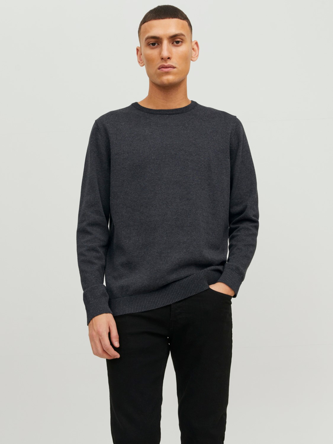 JACK & JONES Basic knit crew neck slim fit, heren pullover katoen met O-hals, donkergrijs melange