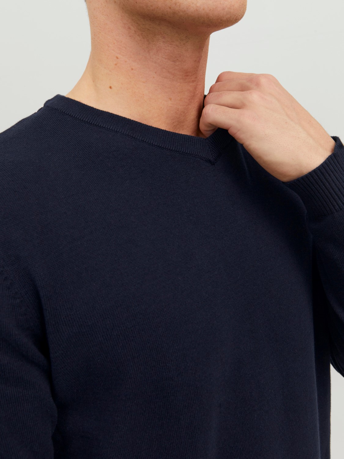 JACK & JONES Basic knit v-neck slim fit, heren pullover katoen met V-hals, blauw